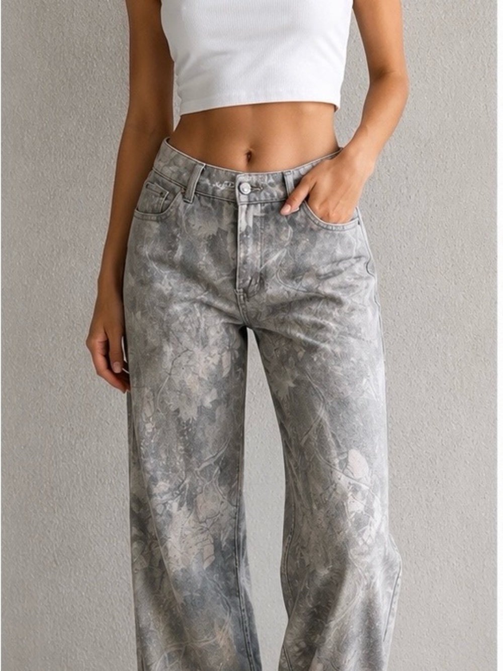 Carbon Gray Patterned Wide-Leg Jeans - Women